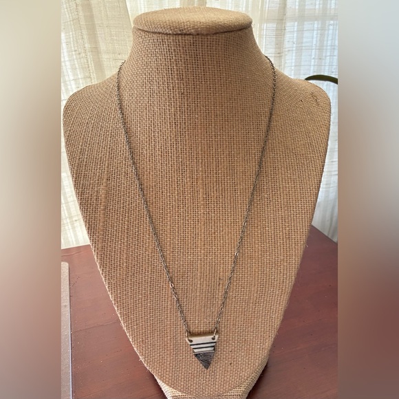 Silver Chain Necklace with Cream and Black Triangular Mother of Pearl Pendant - Picture 2 of 3